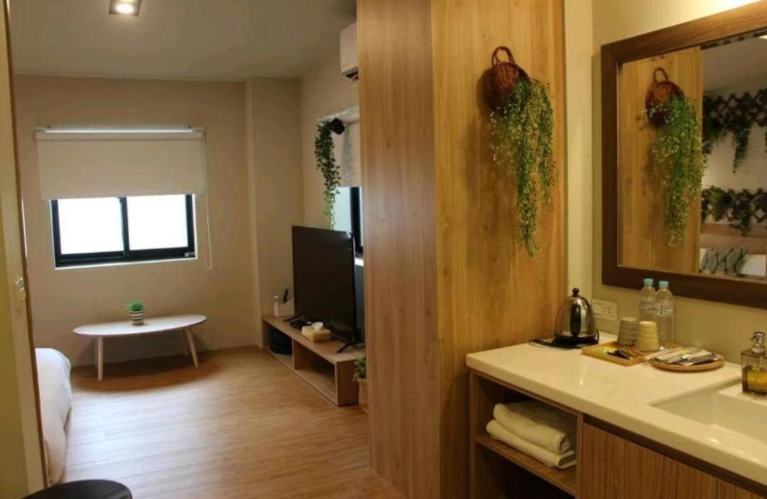 Hotel 微趣 Wechill Tchaj-nan Exteriér fotografie