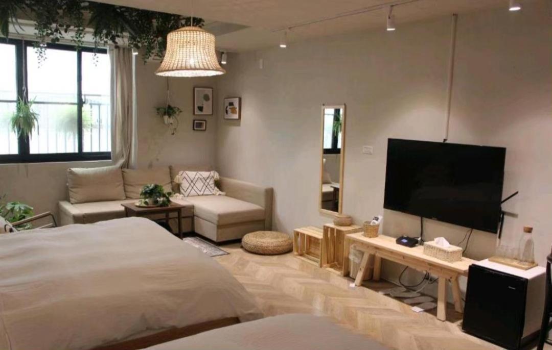 Hotel 微趣 Wechill Tchaj-nan Pokoj fotografie